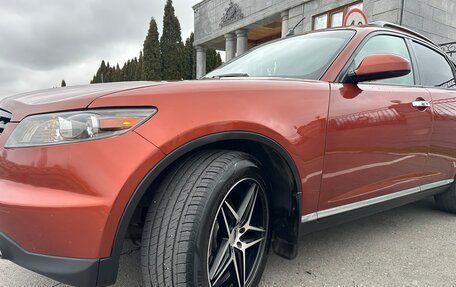 Infiniti FX I, 2006 год, 1 150 000 рублей, 9 фотография