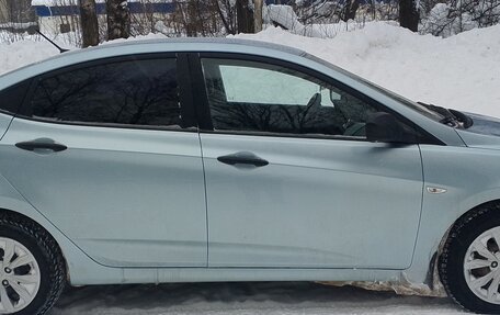 Hyundai Solaris II рестайлинг, 2012 год, 650 000 рублей, 2 фотография