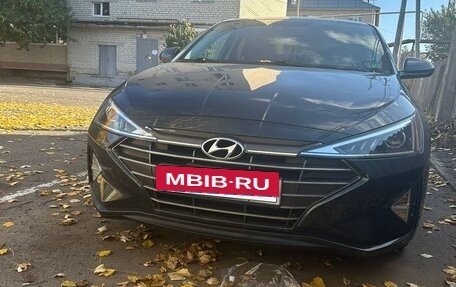 Hyundai Elantra VI рестайлинг, 2020 год, 1 450 000 рублей, 4 фотография