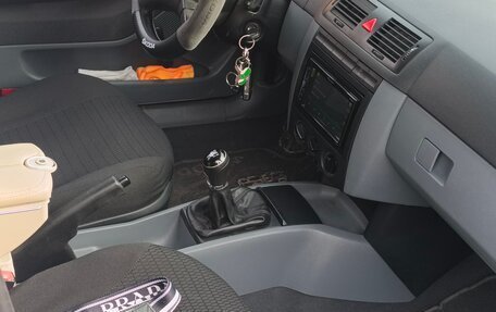 Skoda Fabia I, 2002 год, 395 000 рублей, 18 фотография