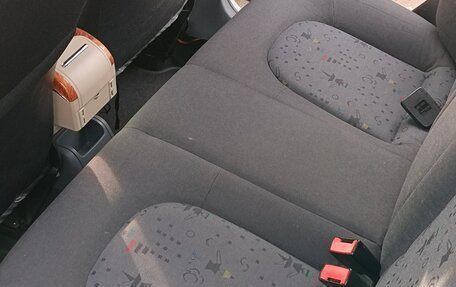 Skoda Fabia I, 2002 год, 395 000 рублей, 24 фотография