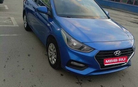 Hyundai Solaris II рестайлинг, 2019 год, 990 000 рублей, 1 фотография