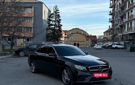 Mercedes-Benz E-Класс, 2019 год, 3 090 000 рублей, 2 фотография