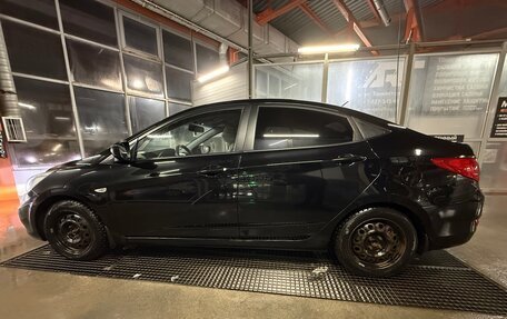 Hyundai Solaris II рестайлинг, 2013 год, 800 000 рублей, 3 фотография