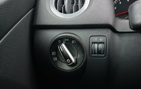 Volkswagen Tiguan I, 2012 год, 1 077 000 рублей, 10 фотография