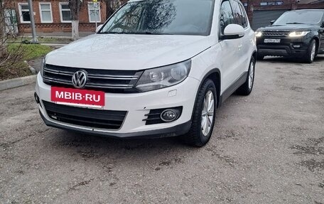 Volkswagen Tiguan I, 2011 год, 1 050 000 рублей, 2 фотография