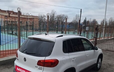 Volkswagen Tiguan I, 2011 год, 1 050 000 рублей, 3 фотография