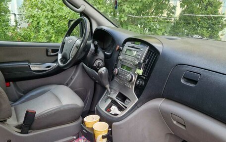 Hyundai Grand Starex Grand Starex I рестайлинг 2, 2008 год, 1 200 000 рублей, 2 фотография