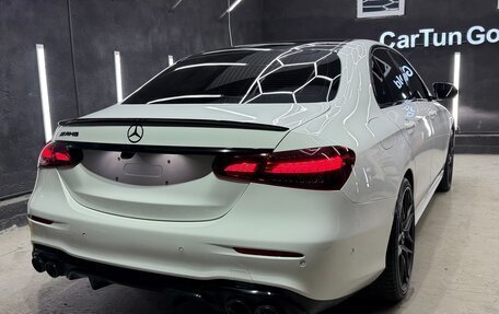 Mercedes-Benz E-Класс, 2021 год, 4 399 000 рублей, 4 фотография