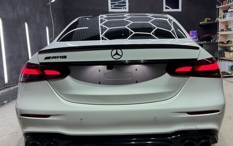 Mercedes-Benz E-Класс, 2021 год, 4 399 000 рублей, 5 фотография