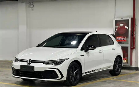 Volkswagen Golf VIII, 2022 год, 1 900 888 рублей, 1 фотография