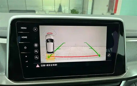 Volkswagen T-Roc I, 2023 год, 1 700 888 рублей, 13 фотография