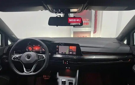 Volkswagen Golf VIII, 2022 год, 1 900 888 рублей, 10 фотография