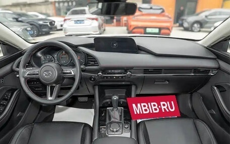 Mazda 3, 2022 год, 1 690 888 рублей, 13 фотография