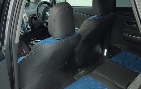 Toyota Prius Alpha I (ZVW40/41), 2011 год, 1 370 000 рублей, 10 фотография