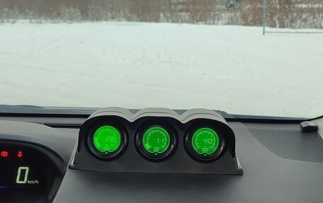 Toyota Prius Alpha I (ZVW40/41), 2011 год, 1 370 000 рублей, 16 фотография