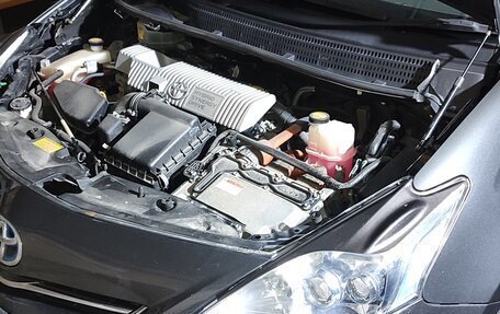 Toyota Prius Alpha I (ZVW40/41), 2011 год, 1 370 000 рублей, 19 фотография