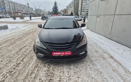 Hyundai Sonata VI, 2012 год, 900 000 рублей, 1 фотография
