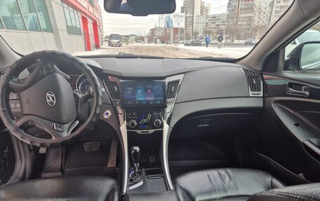 Hyundai Sonata VI, 2012 год, 900 000 рублей, 11 фотография