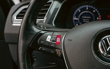 Volkswagen Tiguan II, 2017 год, 2 698 000 рублей, 15 фотография