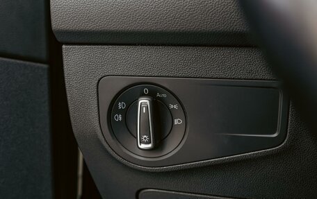 Volkswagen Tiguan II, 2017 год, 2 698 000 рублей, 19 фотография