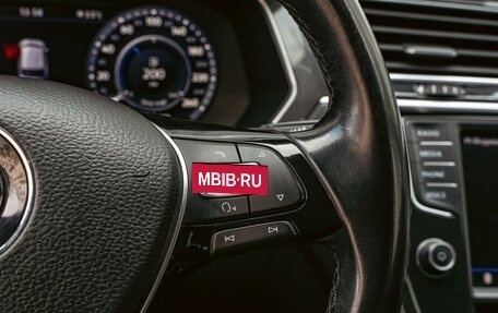 Volkswagen Tiguan II, 2017 год, 2 698 000 рублей, 17 фотография