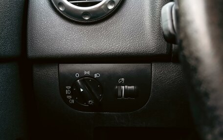 Audi TT, 2002 год, 1 060 000 рублей, 17 фотография