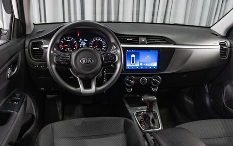 KIA Rio IV, 2021 год, 1 669 000 рублей, 6 фотография