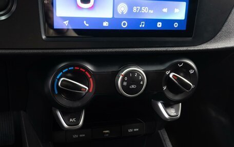 KIA Rio IV, 2021 год, 1 669 000 рублей, 16 фотография