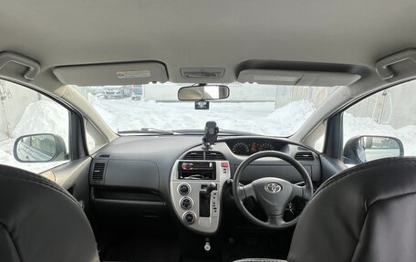 Toyota Ractis I, 2009 год, 630 000 рублей, 8 фотография