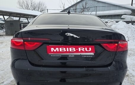 Jaguar XF II, 2016 год, 1 950 000 рублей, 6 фотография