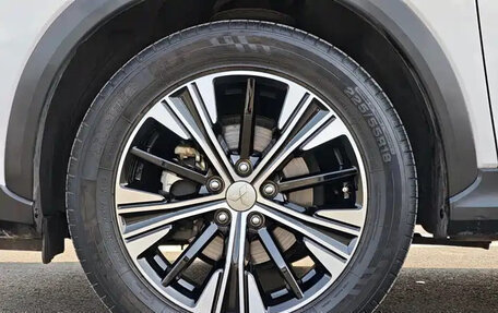 Mitsubishi Eclipse Cross, 2021 год, 1 990 000 рублей, 19 фотография