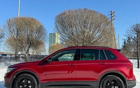 Volkswagen Tiguan II, 2021 год, 3 950 000 рублей, 9 фотография