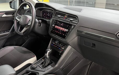 Volkswagen Tiguan II, 2021 год, 3 950 000 рублей, 14 фотография