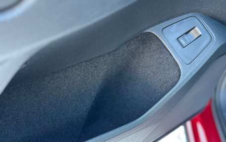 Volkswagen Tiguan II, 2021 год, 3 950 000 рублей, 24 фотография