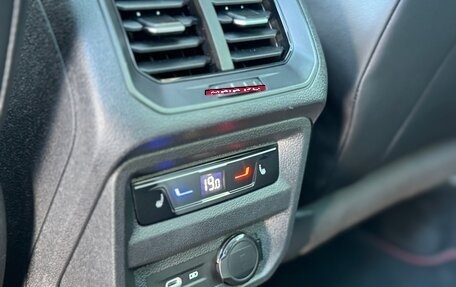 Volkswagen Tiguan II, 2021 год, 3 950 000 рублей, 29 фотография