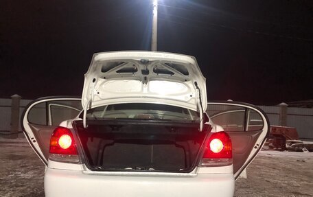 Toyota Platz, 2002 год, 385 000 рублей, 3 фотография