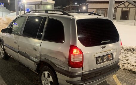 Opel Zafira A рестайлинг, 2004 год, 235 000 рублей, 7 фотография