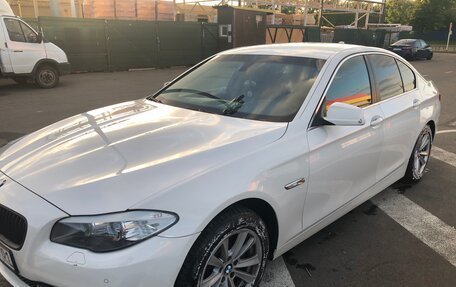 BMW 5 серия, 2011 год, 950 000 рублей, 5 фотография