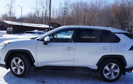 Toyota RAV4, 2021 год, 3 000 000 рублей, 7 фотография