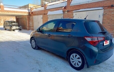 Toyota Vitz, 2017 год, 985 000 рублей, 5 фотография