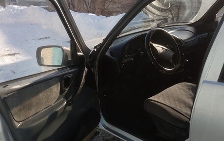 Chevrolet Niva I рестайлинг, 2003 год, 250 000 рублей, 8 фотография