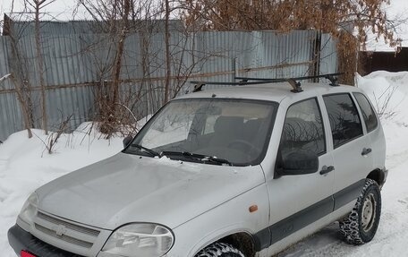 Chevrolet Niva I рестайлинг, 2003 год, 250 000 рублей, 9 фотография