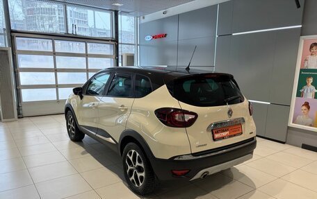 Renault Kaptur I рестайлинг, 2017 год, 1 599 000 рублей, 6 фотография