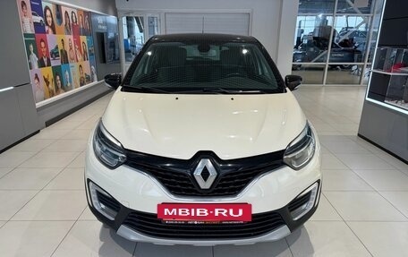 Renault Kaptur I рестайлинг, 2017 год, 1 599 000 рублей, 2 фотография