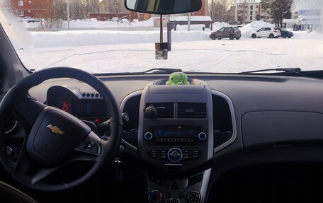 Chevrolet Aveo III, 2012 год, 500 000 рублей, 3 фотография