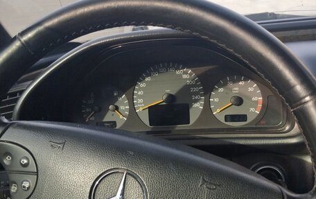 Mercedes-Benz CLK-Класс, 2000 год, 370 000 рублей, 11 фотография