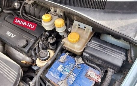 Chevrolet Rezzo, 2006 год, 380 000 рублей, 2 фотография