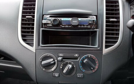 Nissan Wingroad III, 2005 год, 470 000 рублей, 11 фотография