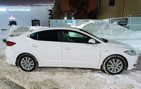 Hyundai Elantra VI рестайлинг, 2018 год, 1 300 000 рублей, 2 фотография